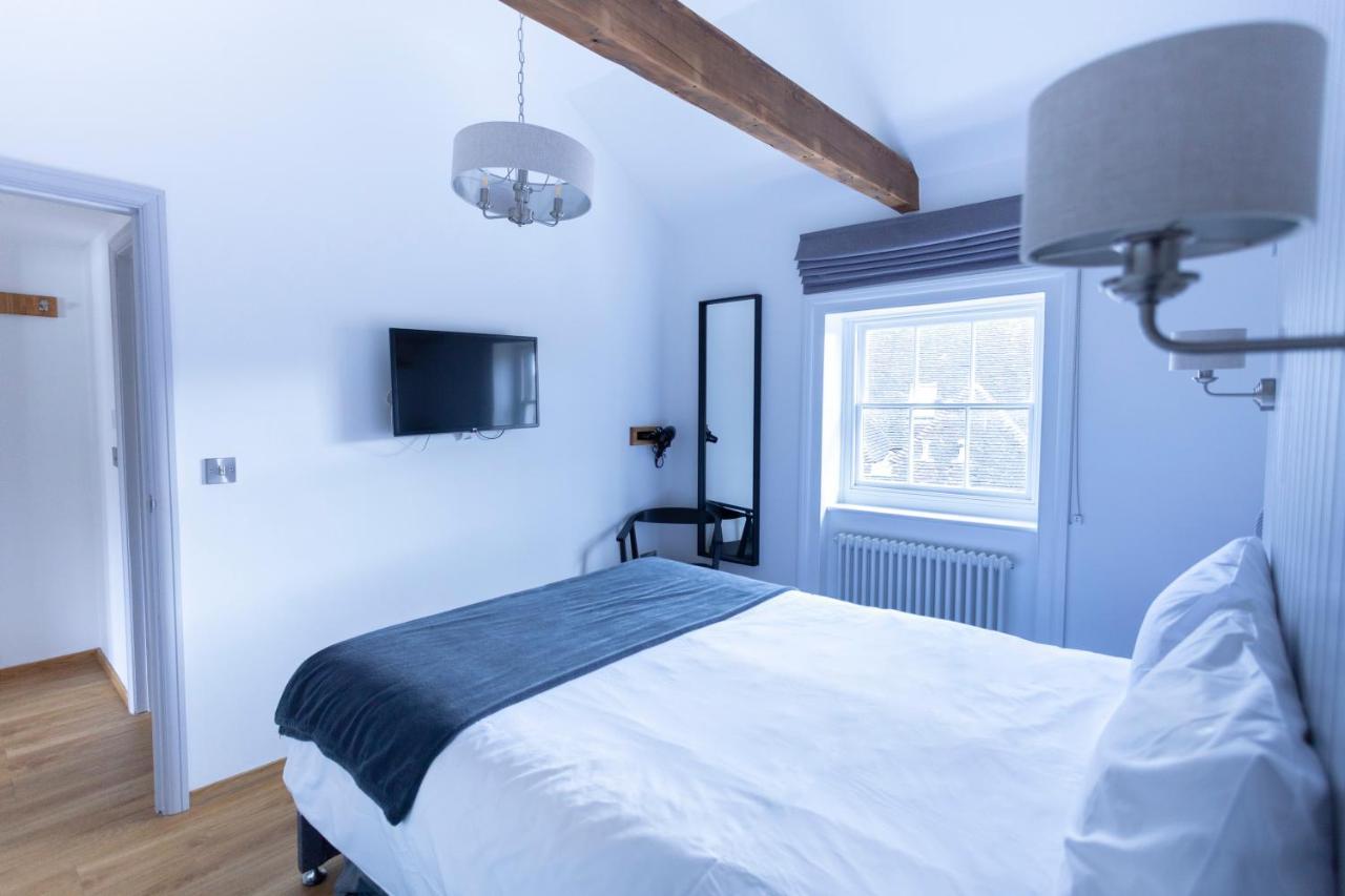 Apartment 6 At Number 8: City Centre, 1 Bedroom, Sofa Bed In Lounge Canterbury Kültér fotó